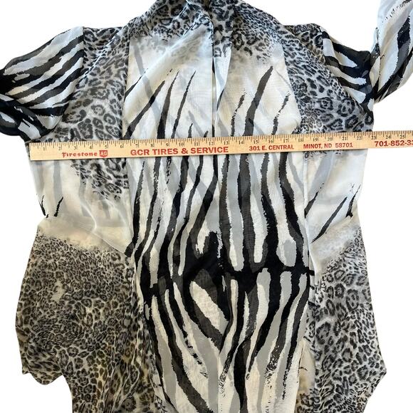 Chico's Kimono Jacket Cardigan Size 1 8/10 Medium Mixed Animal Print Black White - Picture 8 of 11